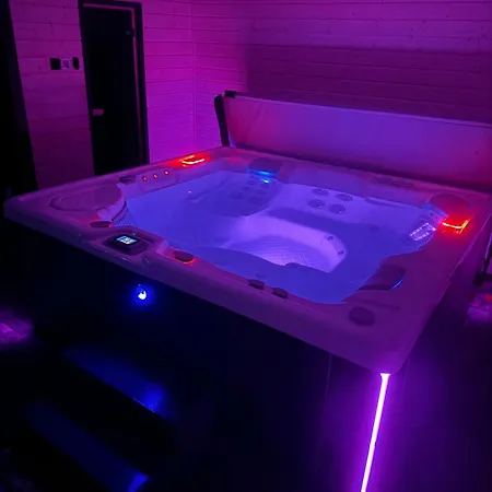 Okon Wellness Ogrodek, Luksusowy Dom, Jacuzzi Z Hydromasazem I Sauna.