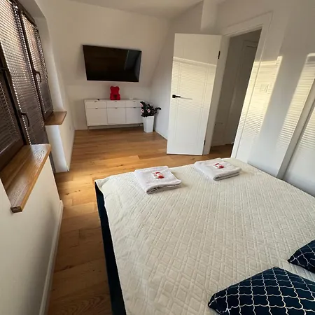 Okon Wellness Ogrodek, Luksusowy Dom, Jacuzzi Z Hydromasazem I Sauna. 펜션 *